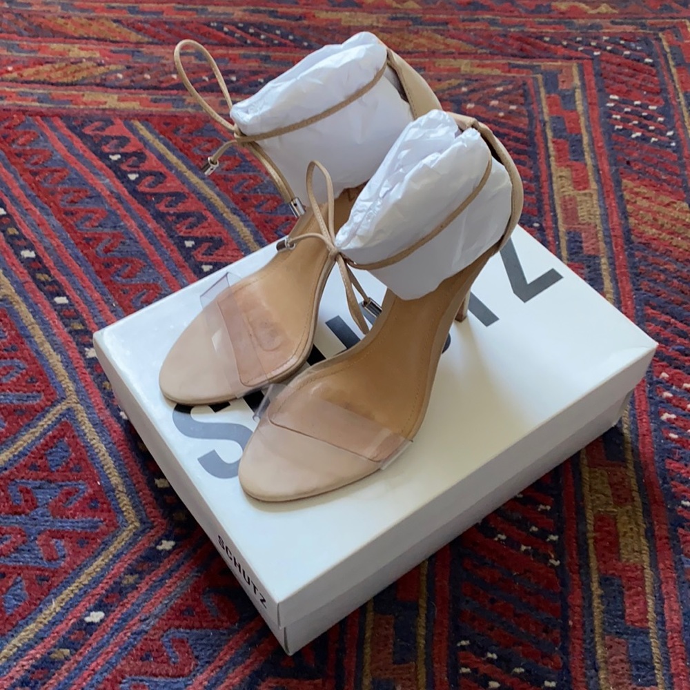 Nude tie-up heels